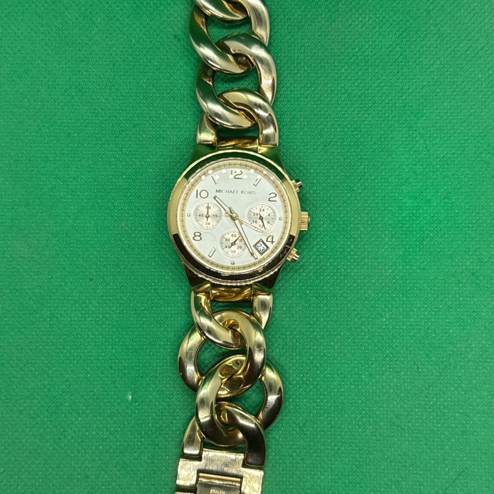 Michael Kors Runway Chronograph Watch Women 38mm Gold Dial Gold Tone New Battery